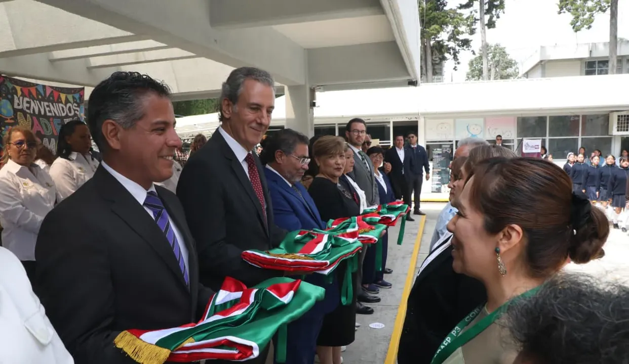 Ayto Pue Entrega Banderas Abanderamiento