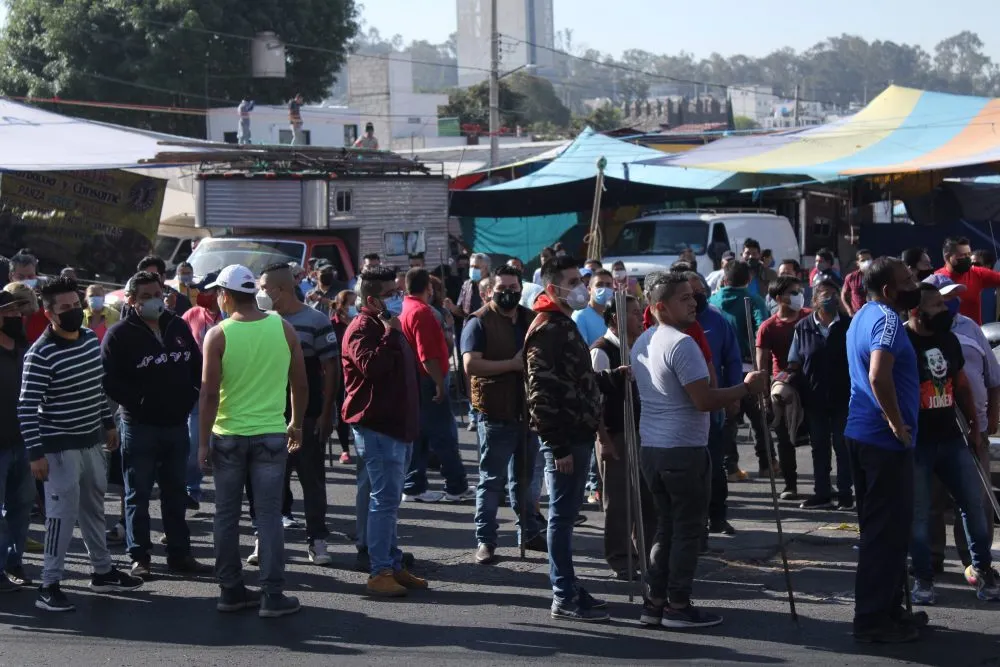 Zafarrancho en Los Lavaderos, acusan comerciantes detención ilegal de Gobierno Estatal