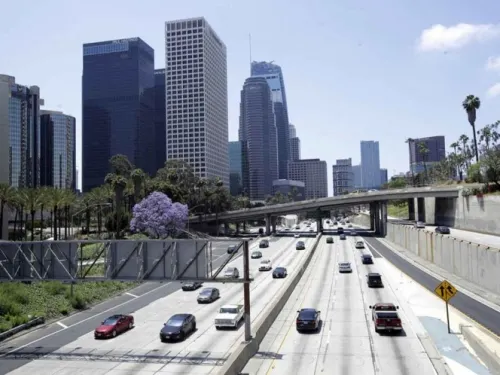 Los Ángeles podría extender confinamiento hasta julio