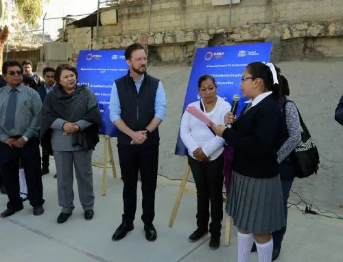 En equipo con Tony Gali, continúa la rehabilitación de sanitarios en escuelas de la capital