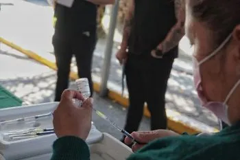 Suma Puebla a 101 menores vacunados contra Covid; sólo 20 con comorbilidades