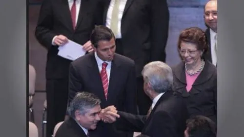 Empresarios condenan rumores sobre pacto Peña Nieto-López Obrador