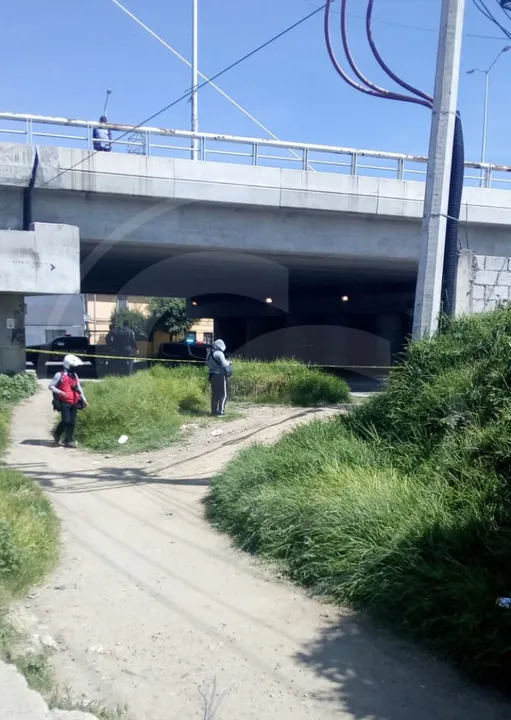 Muere hombre bajo el puente de La Resurrección