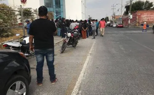 Se desata trifulca tras operativo contra mototaxis en Cuautlancingo; hay dos detenidos