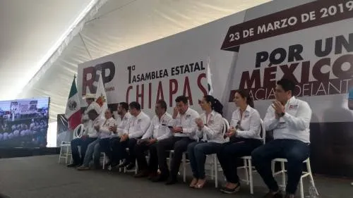 Yerno y nieto de Elba Esther dan primer campanada para conformar nuevo partido político