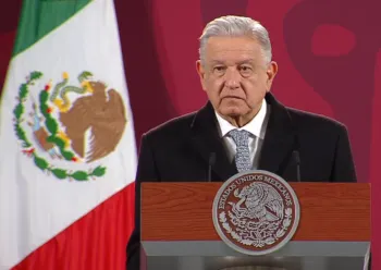López Obrador acusa campaña negra en contra de la reforma electoral