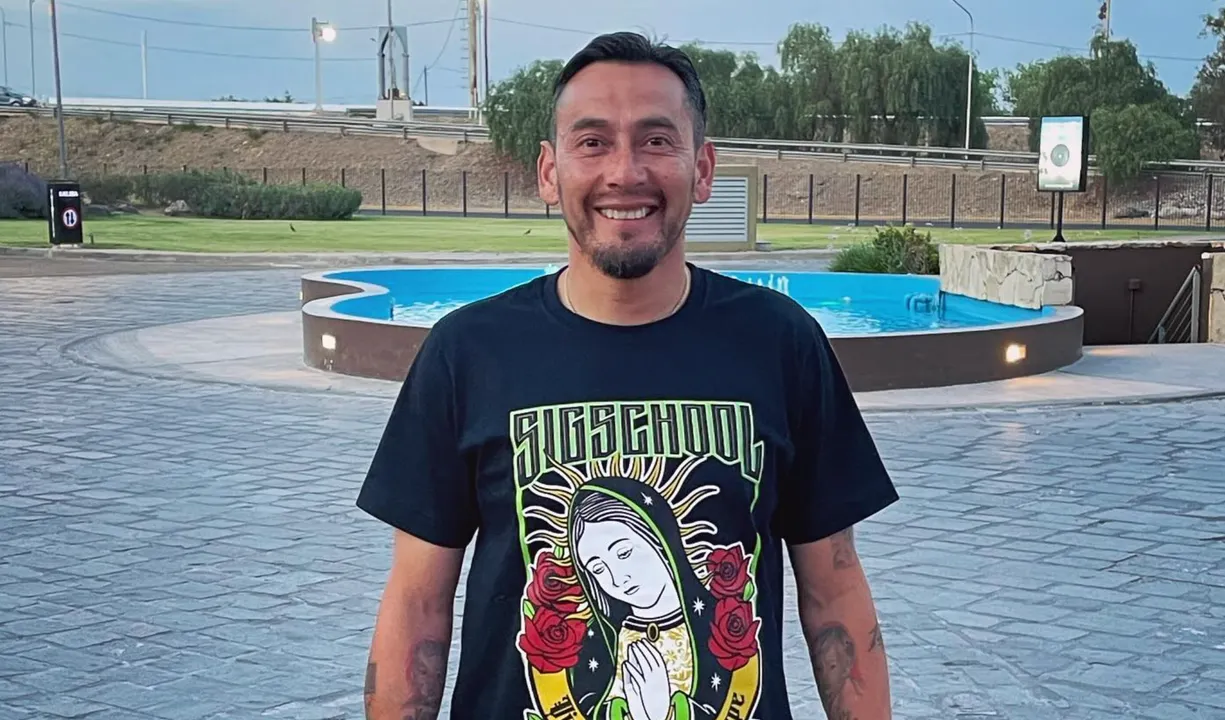 Ruben Sambueza devoto a la Virgen de Guadalupe