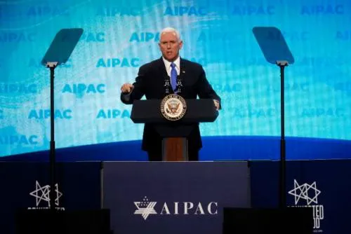 EU enviará astronautas a la luna en cinco años: Pence