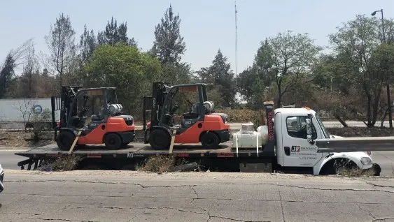 Vinculan a proceso a dos sujetos por robo de vehículo y privación ilegal de la libertad