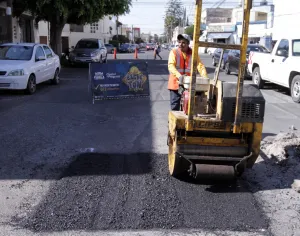 Se tapan 19 mil baches en más de 71 colonias en 23 días