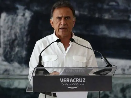 Yunes acusa a Morena de recibir 2.5 mdp al mes de Javier Duarte