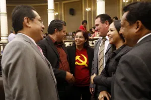 Diputados, dispuestos a donar parte de su salario a daminificados