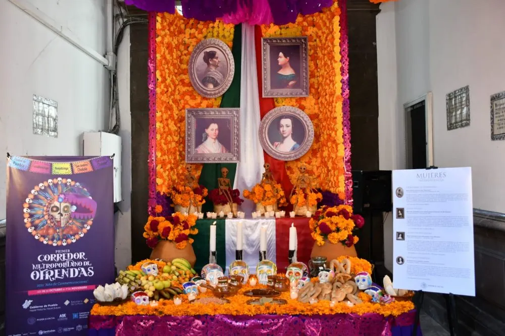 Ofrenda Poder Judicial de Puebla
