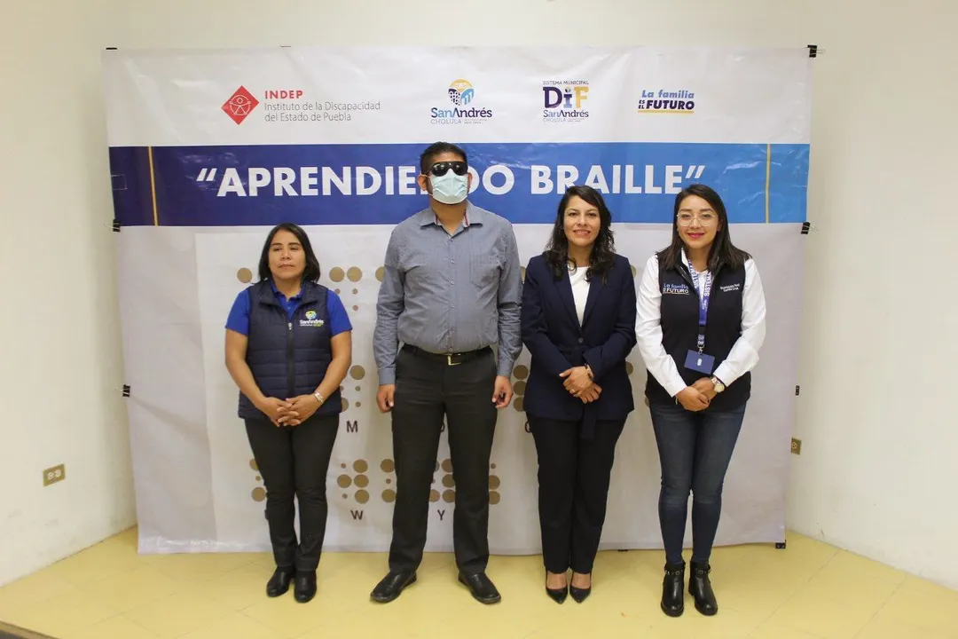 DIF San Andrés Cholula promueve la inclusión a través de curso de braille