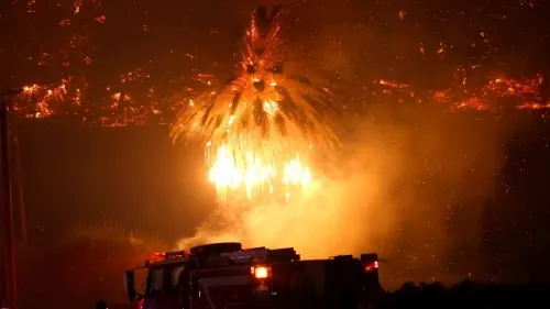 Incendios forestales se propagan en California; desalojan a miles de personas