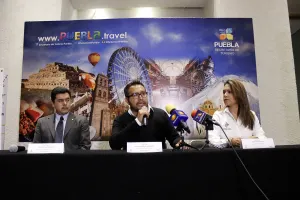 Unas 40 universidades ofrecerán becas en zócalo capitalino