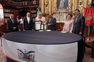 Fernando Savater recibe Clavis Palafoxiana
