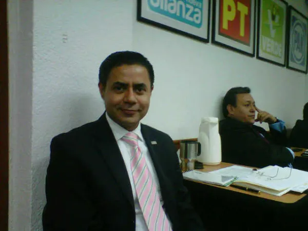 Montero Catalán declina oferta del IEE