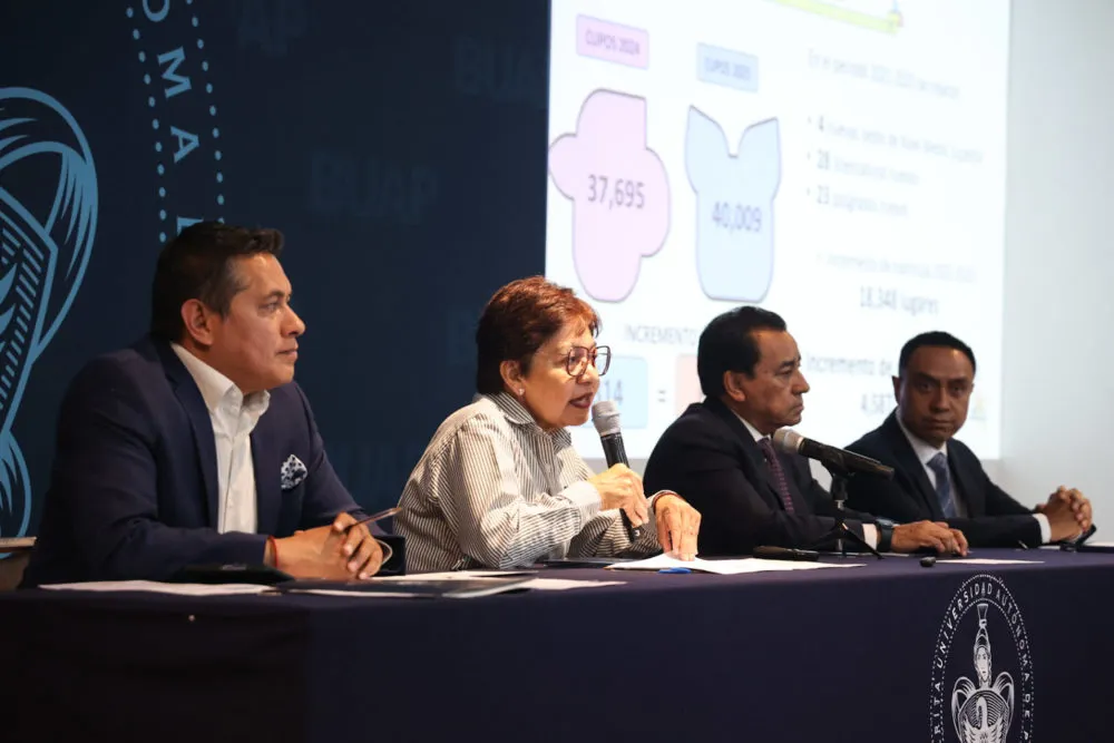 BUAP presenta convocatoria de admisión 2025; examen será 100% en línea
