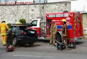 Muere taxista tras choque en la 18 de Noviembre