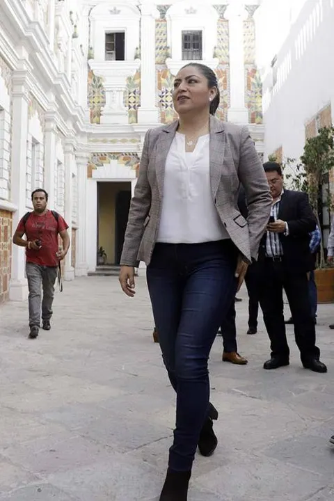 A China, el Nuevo Viaje de Claudia Rivera