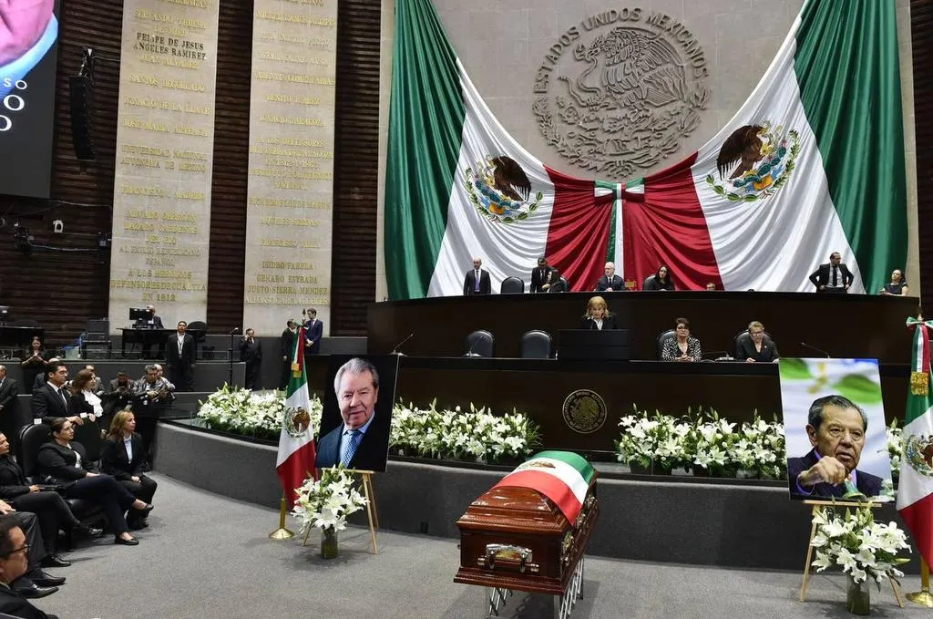 Homenaje a Muñoz Ledo