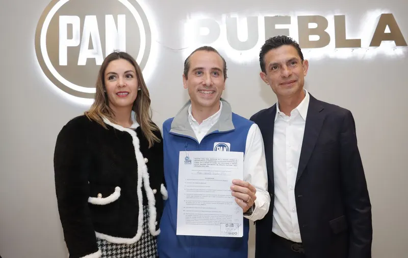 mario-riestra-pina-registro-precandidato-presidencia-municipal