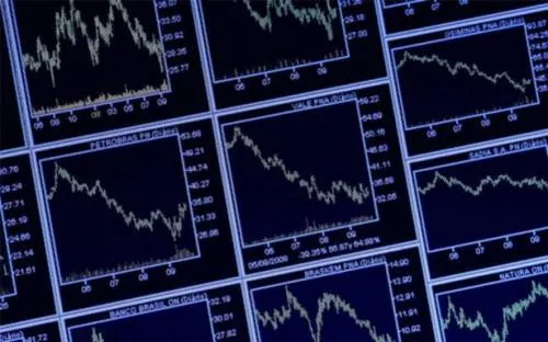 Bolsas europeas abren a la baja ante escala del euro