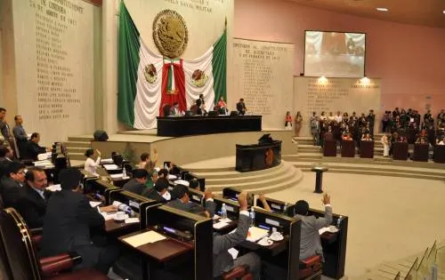 Se lanzan contra Congreso de Veracruz por segunda Alerta de Género