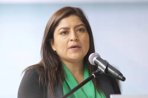 Acusa Rivera Vivanco golpeteo político por denuncias en su contra