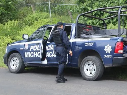 Balean a hombre y arrastran su cuerpo con vehículo por calles de Michoacán