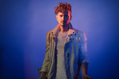 Tommy Torres y Gaby Moreno cantan juntos el tema “Estaré”