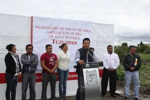 Arranca Néstor Camarillo obra de agua potable para Tuzuapan