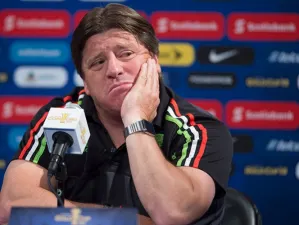 Niega Miguel Herrera golpear a Christian Martinoli en EEUU