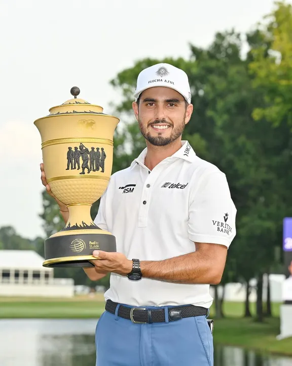 El golfista mexicano, Abraham Ancer, logra su primer título del PGA Tour