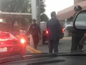 Ubican en Morelos domicilio de dueño de Ferrari con escolta golpeador