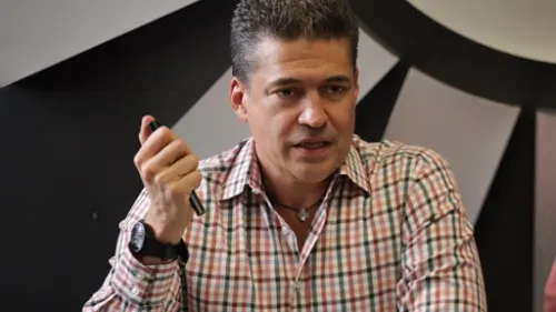 Cruz Bermúdez no puede ser detenido si no es por mandamiento de una autoridad judicial: MBH