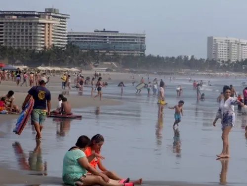 Acapulco cerrará sus playas el 31 de diciembre