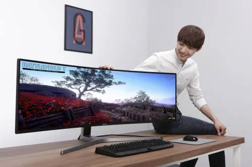 Samsung lanza el monitor más grande para jugadores