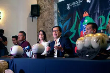 El Pueblo Mágico de Chignahuapan invita a su 26ª Feria Nacional del Árbol y de la Esfera