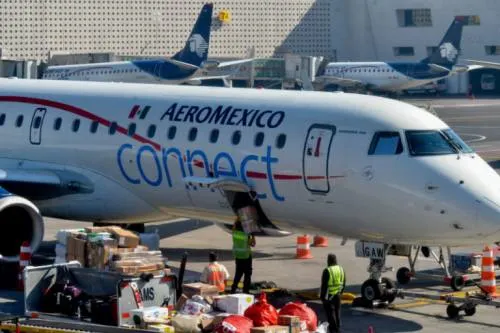 Pilotos y Aeroméxico logran acuerdo y conjuran huelga