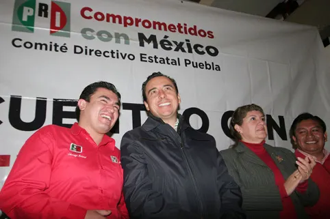 PRI abierto a defender a trabajadores que despidan por fusión de secretarías