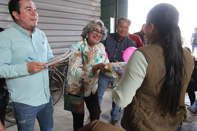 sp-cholula-reconocimientos-smdif-caravana-transformacion