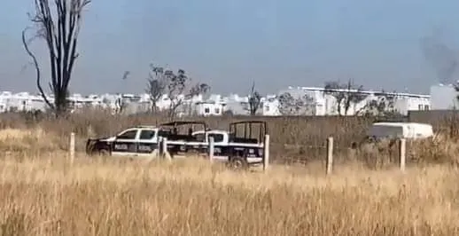 Encuentra hombre sin vida y con mensaje de advertencia en Coronango