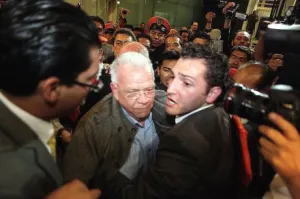 Por desvío de recursos, formal prisión a Granier
