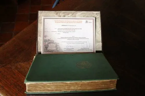 Ejemplar de canto general, de Neruda, integrado a la memoria de América Latina y el Caribe