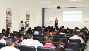 IEE imparte cursos de blindaje a servidores de las Cholulas