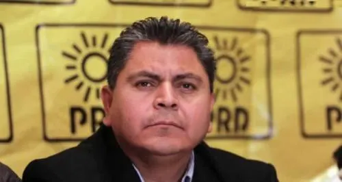 PRD en Puebla necesita un dirigente de cepa, afirmó Rendón Tapia quien levantó la mano para el cargo
