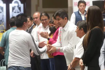 Gobierno municipal inaugura Expo Saberes en Palacio Municipal de Puebla