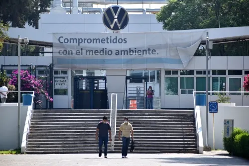 Puebla no tiene condiciones para reactivar la economía automotriz y de la construcción